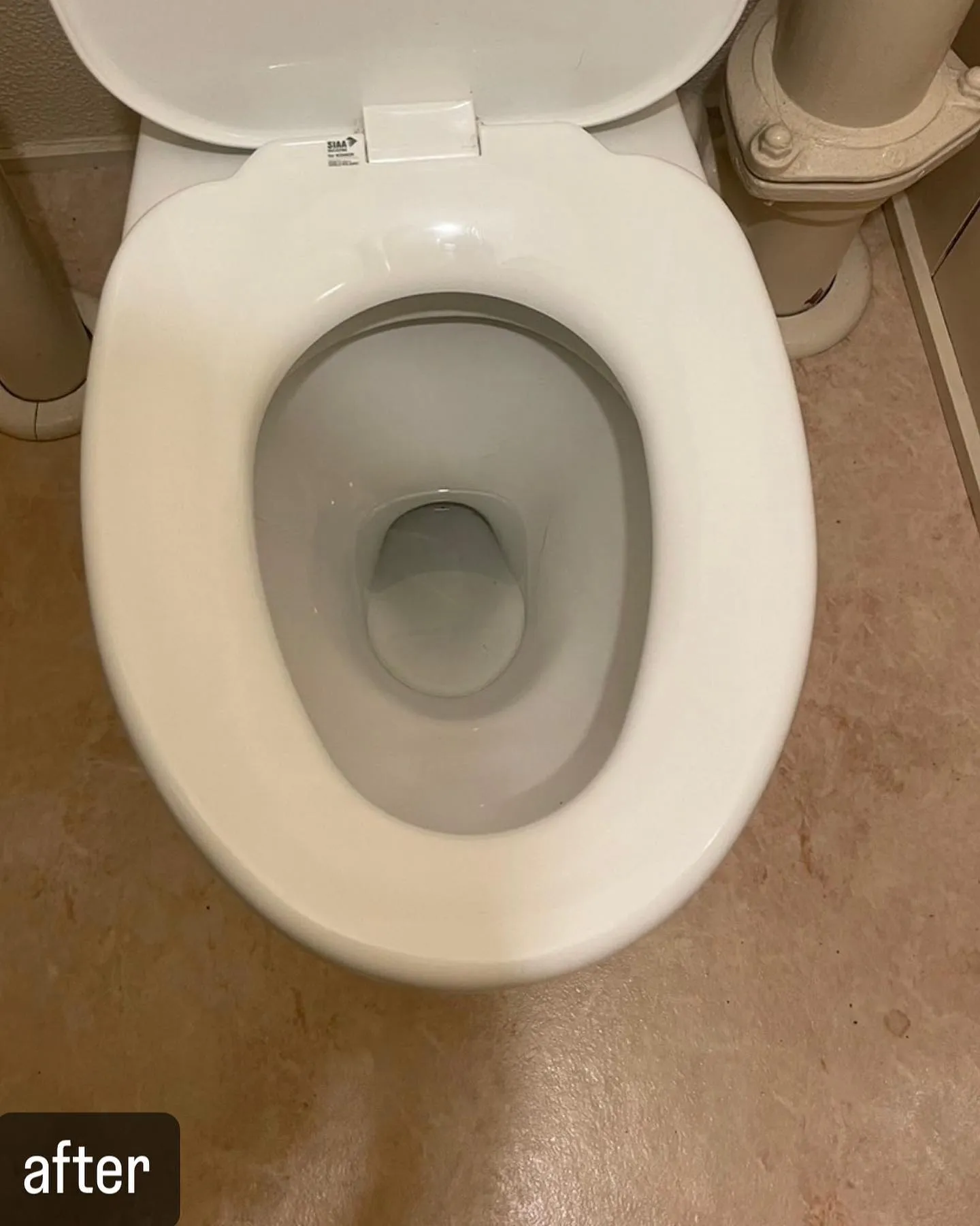 【トイレの清掃！かなり綺麗に！ハウスクリーニングならNATY...